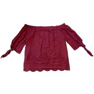 xhilaration off the shoulder scalloped paisley festive women’s blouse size M